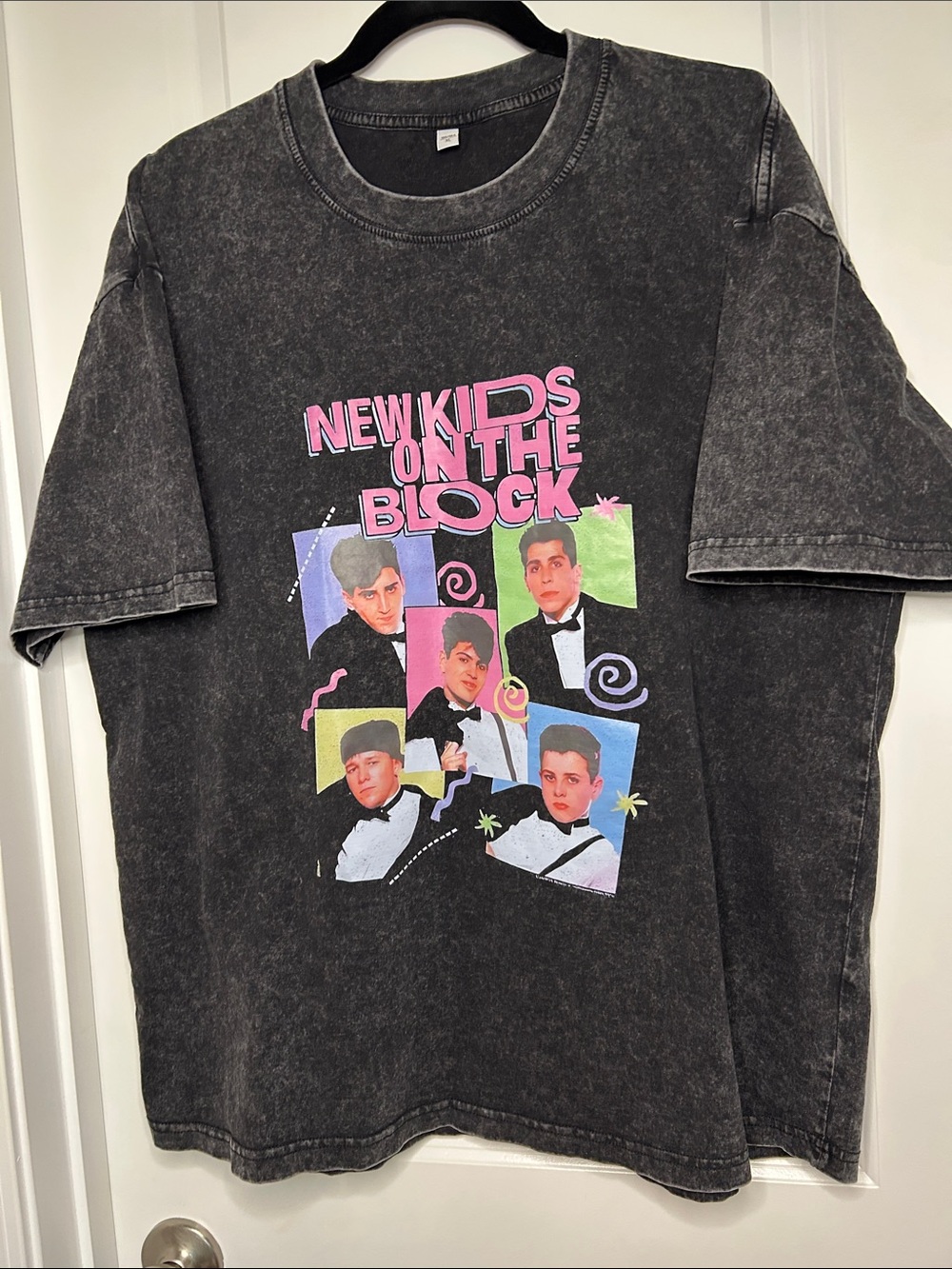 New Kids on the Block Kids Graphic Tee - Black with Pink Accent XL